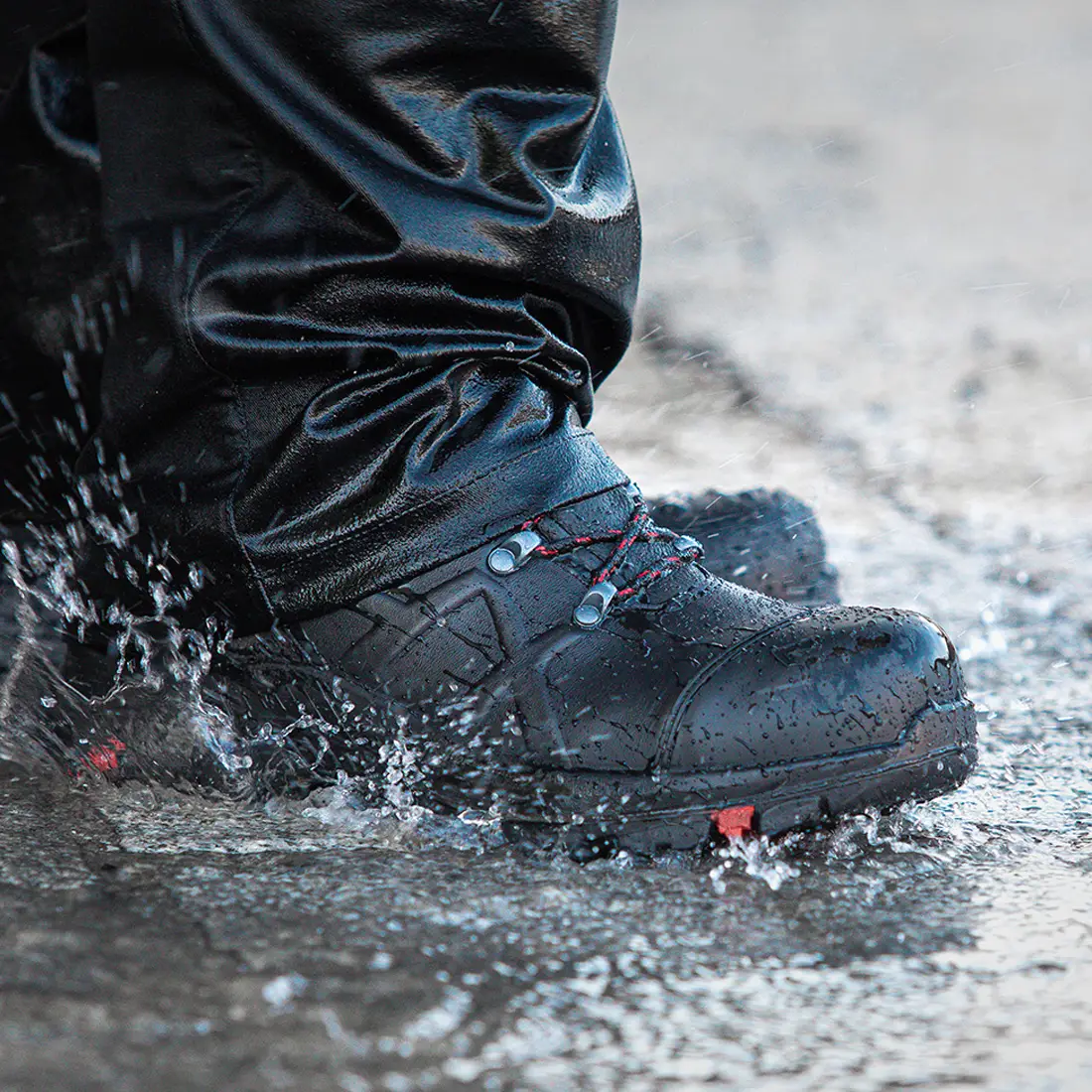 HAIX - BLACK EAGLE Safety 54 MID S3 schwarz/rot